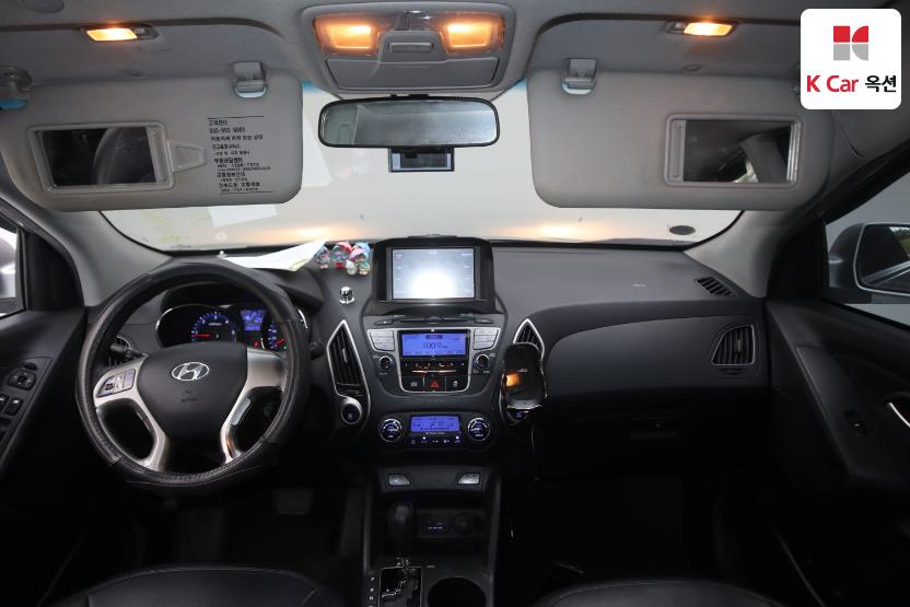 2011 - hyundai tucson
