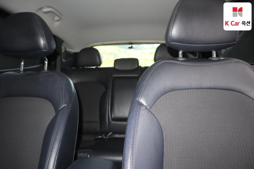 2011 - hyundai tucson