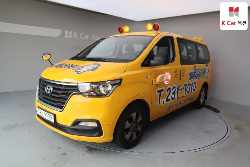 2019 - hyundai grand starex
