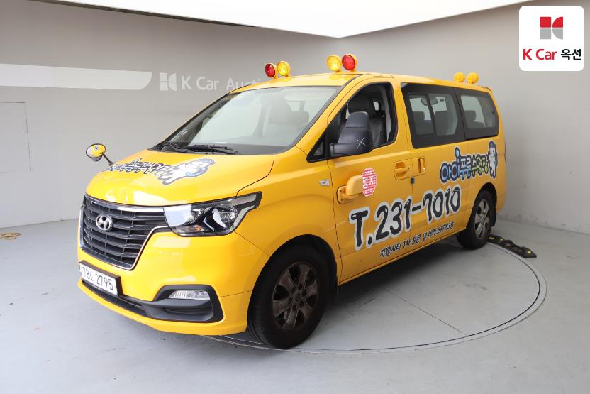 2019 - hyundai grand starex