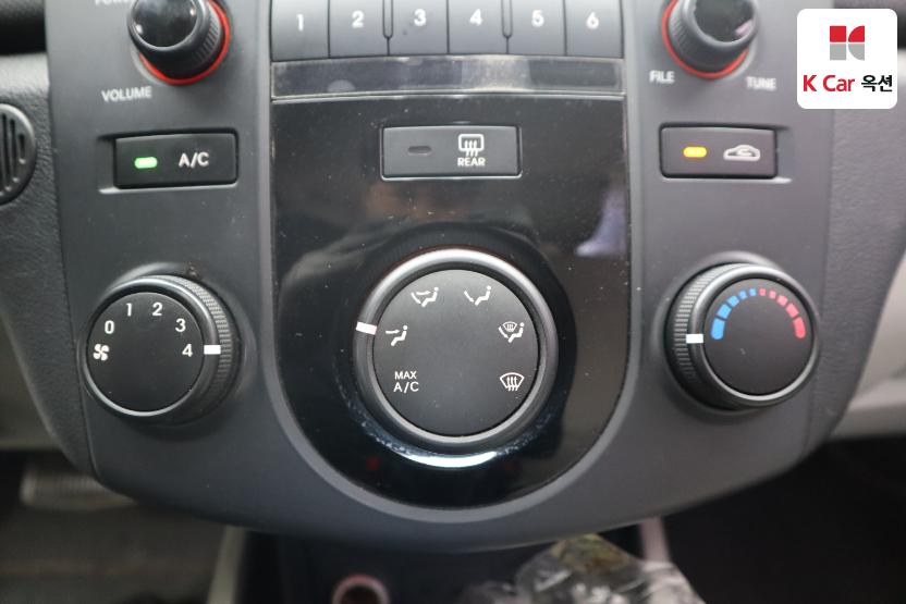 2009 - kia forte