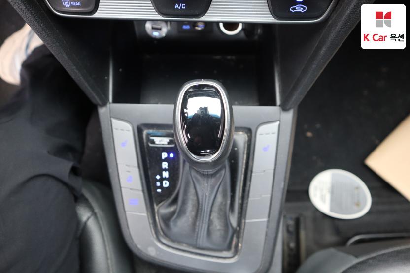 2019 - hyundai avante