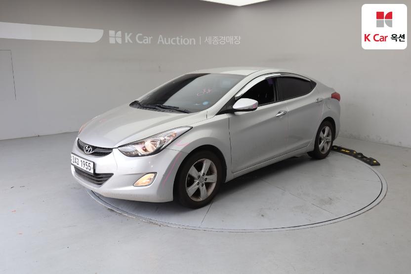 2011 - hyundai avante