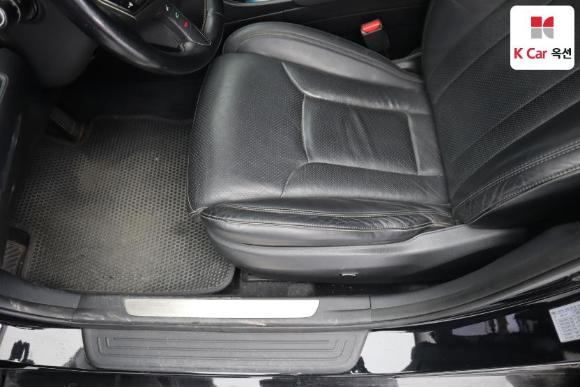 2011 - hyundai grandeur