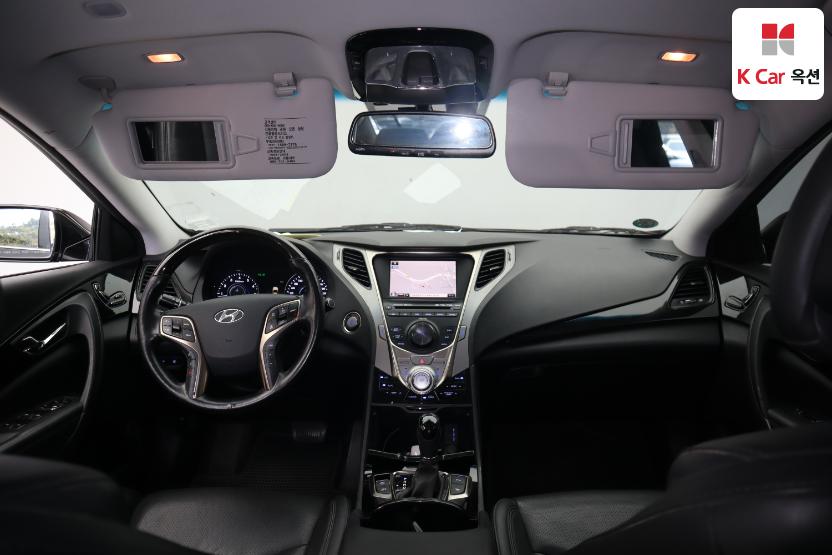 2011 - hyundai grandeur