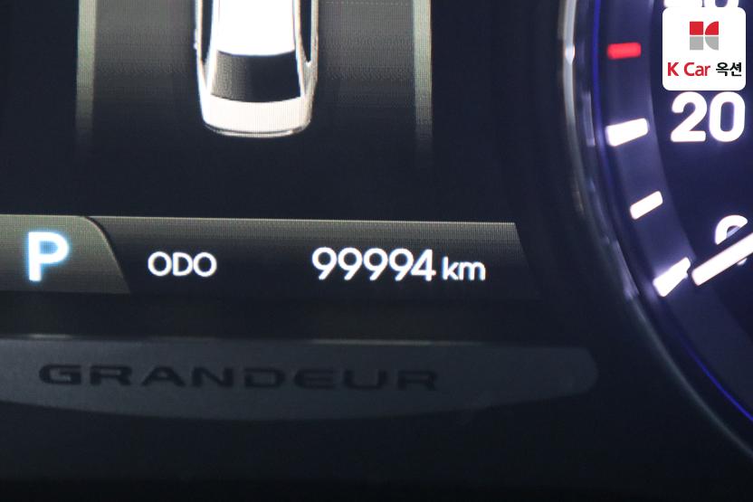 2011 - hyundai grandeur
