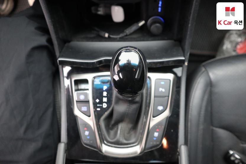 2011 - hyundai grandeur