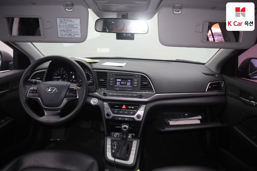 2018 - hyundai avante