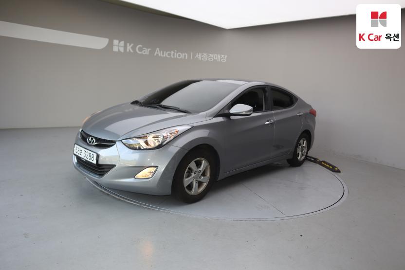 2013 - hyundai avante