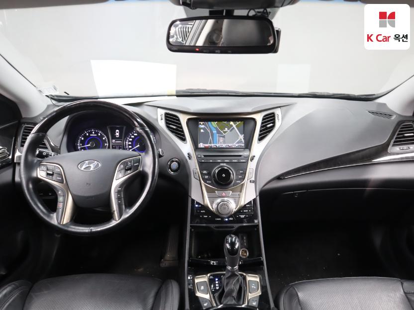 2012 - hyundai grandeur