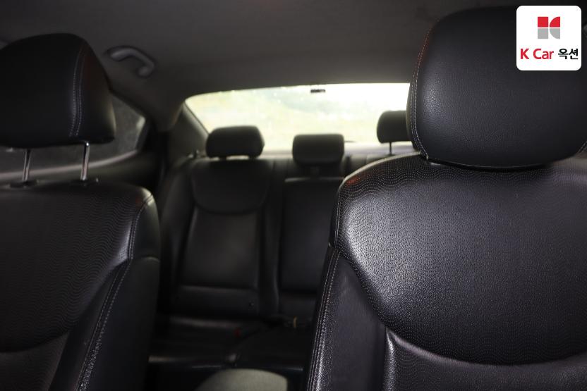 2012 - hyundai avante