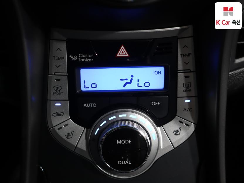 2011 - hyundai avante