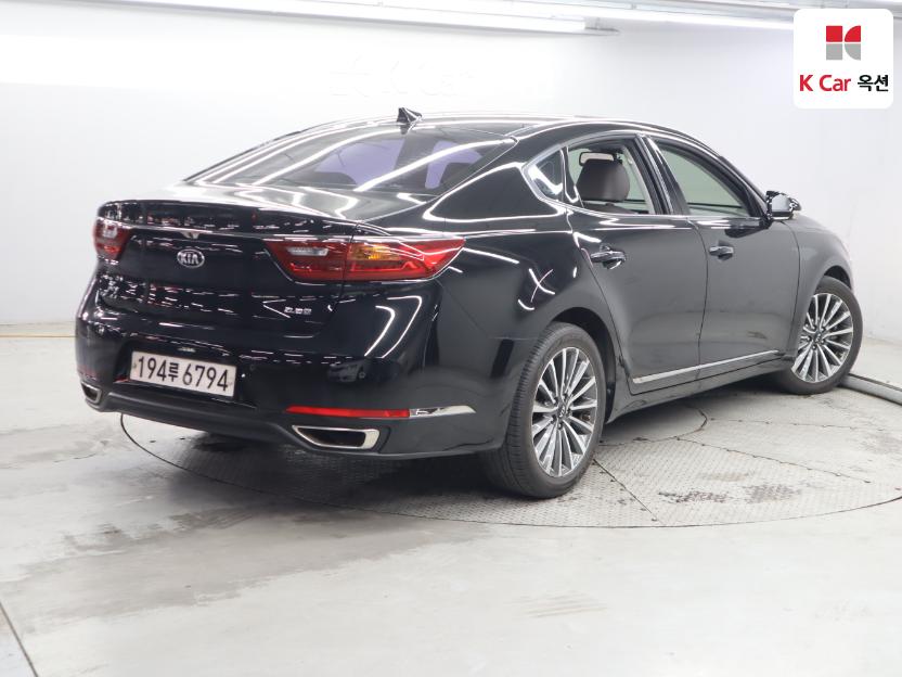 2017 - kia k7