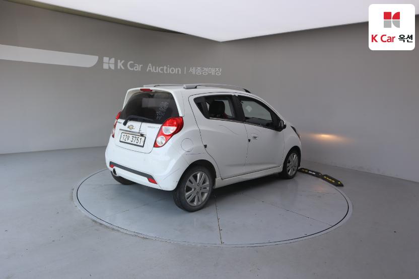 2014 - chevrolet spark