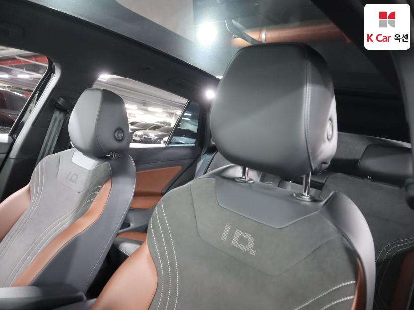 2023 - volkswagen id.4