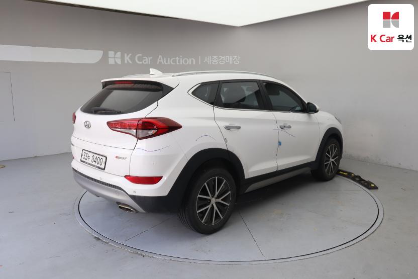 2017 - hyundai tucson