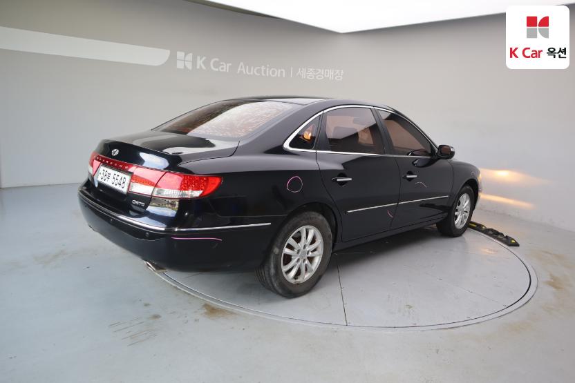 2009 - hyundai grandeur