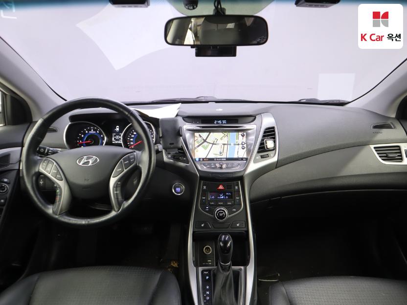 2015 - hyundai avante