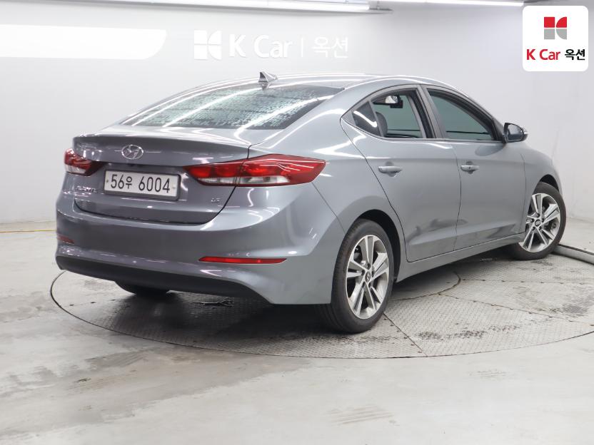 2018 - hyundai avante