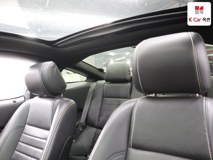 2014 - ford mustang