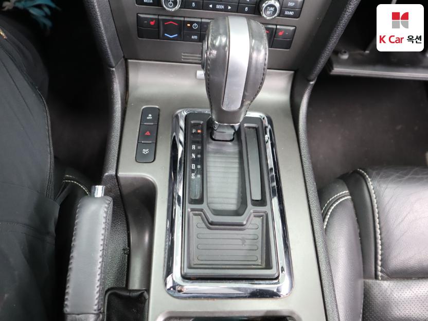 2014 - ford mustang