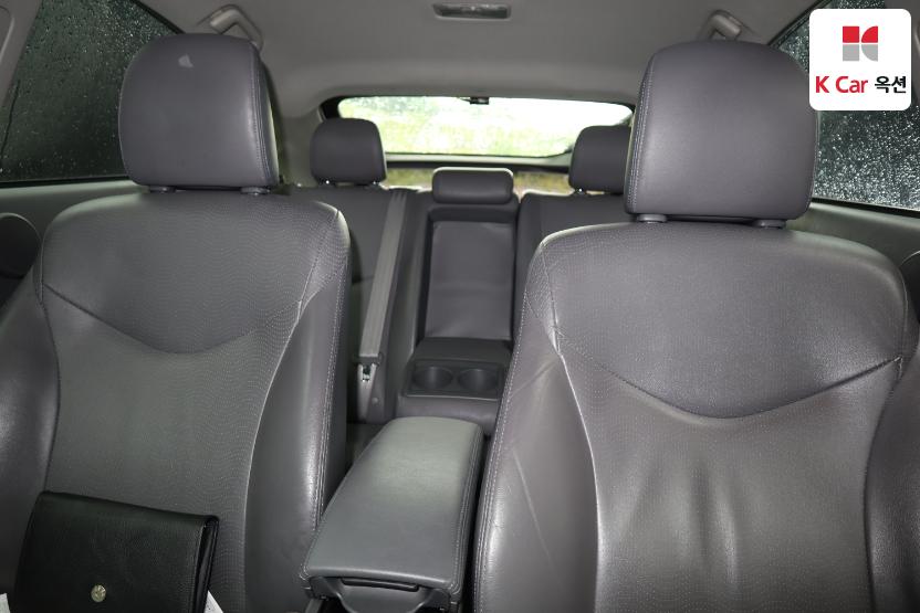 2011 - toyota prius