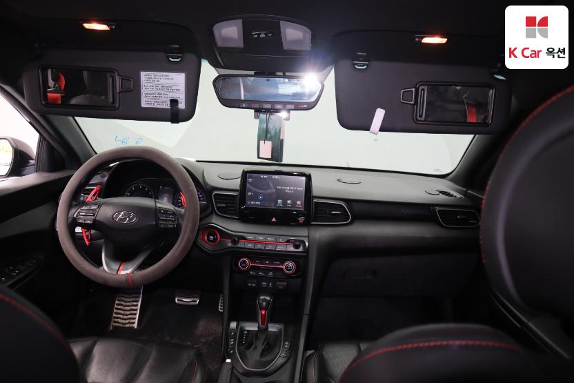 2018 - hyundai veloster