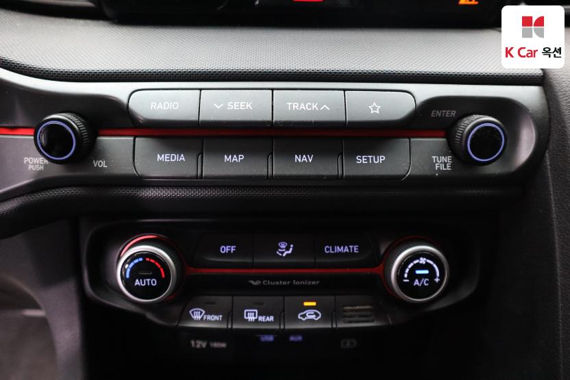 2018 - hyundai veloster