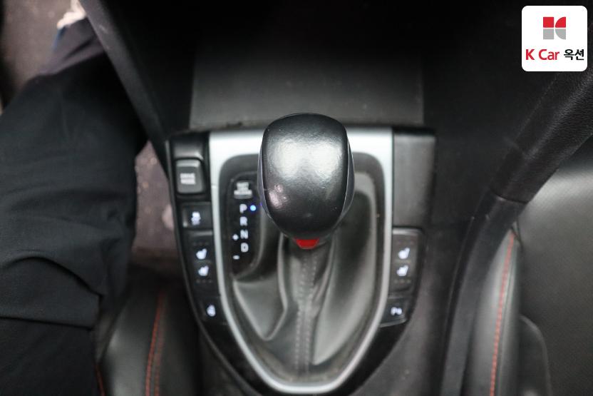 2018 - hyundai veloster