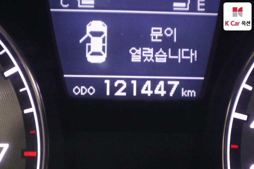 2012 - hyundai accent