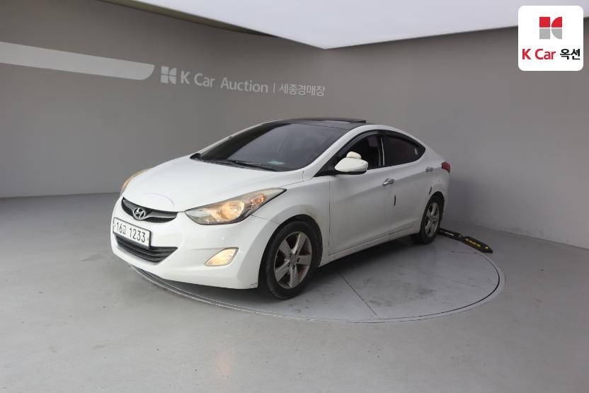 2012 - hyundai avante