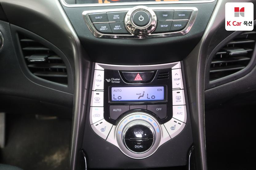 2012 - hyundai avante