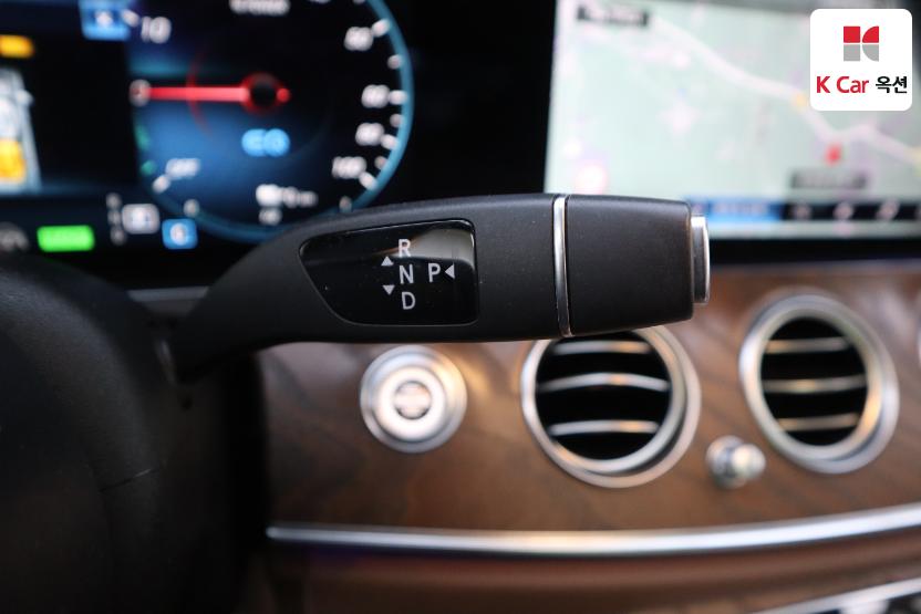 2021 - mercedes-benz e300e