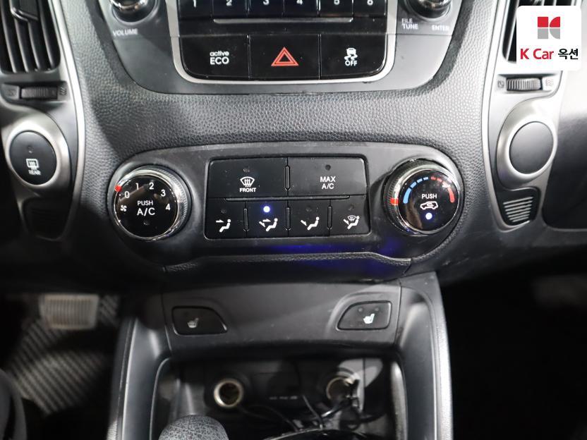 2011 - hyundai tucson