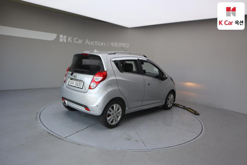2014 - chevrolet spark