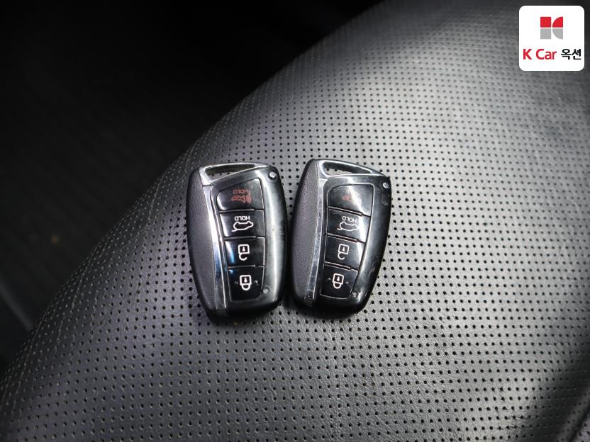 2016 - hyundai max cruze