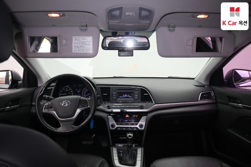 2017 - hyundai avante