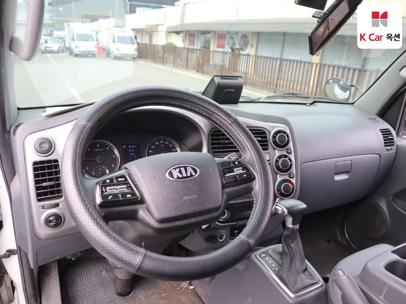 2022 - kia bongo iii