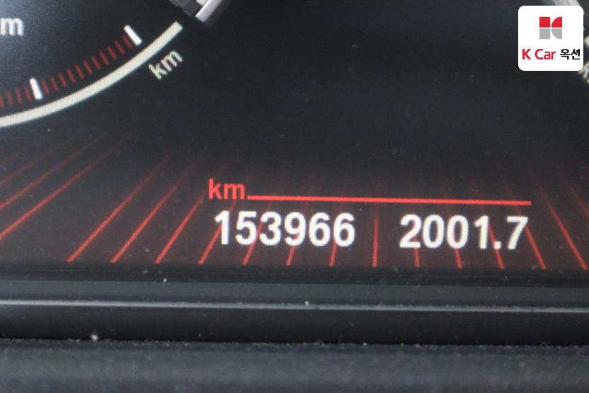2011 - bmw 5 series