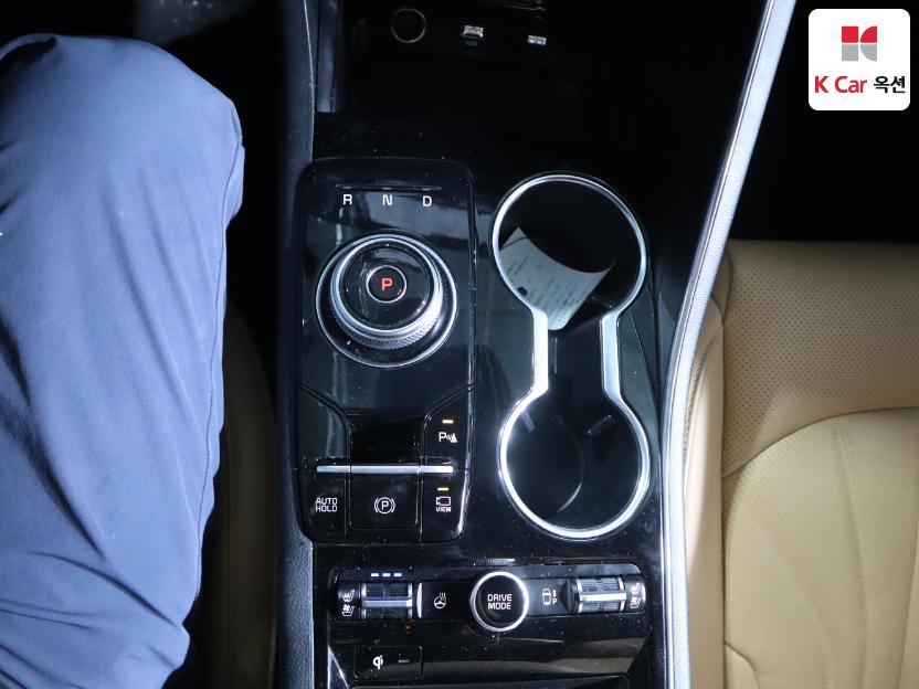 2022 - kia k5