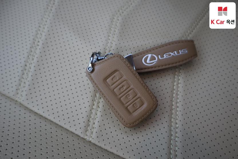 2018 - lexus es300h