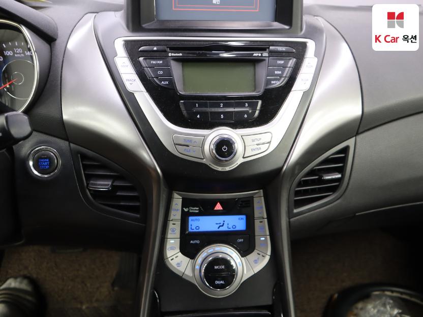 2012 - hyundai avante