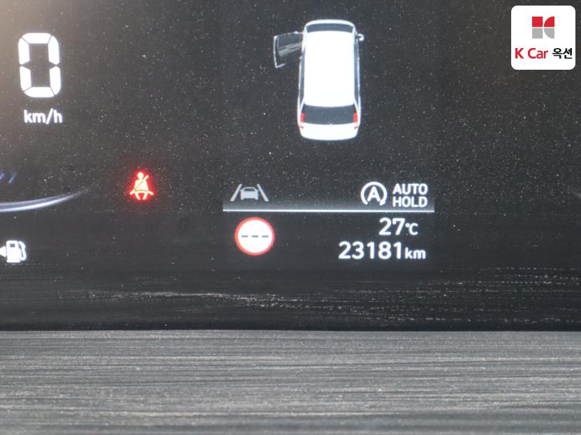 2023 - hyundai staria