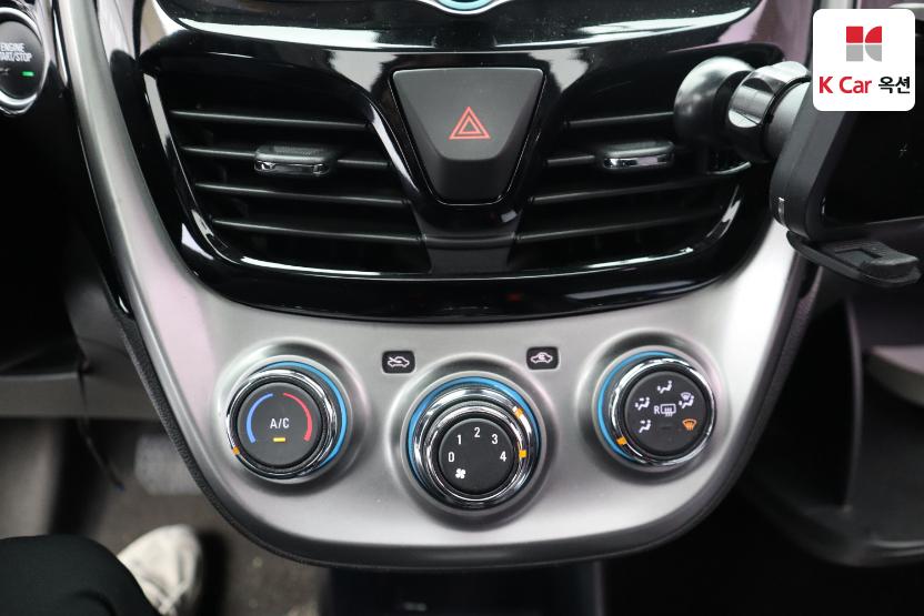 2017 - chevrolet spark