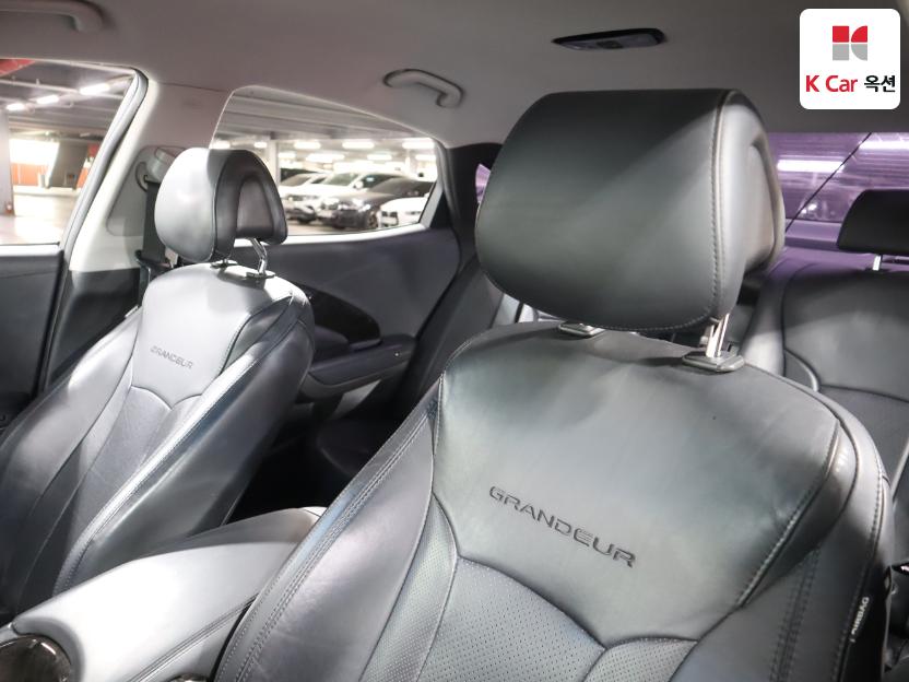 2011 - hyundai grandeur