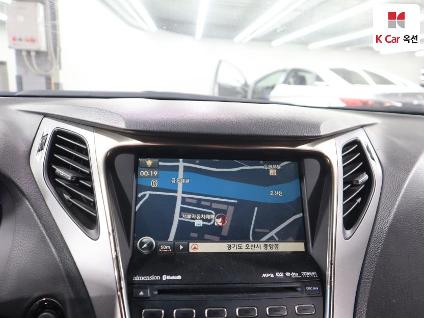 2011 - hyundai grandeur