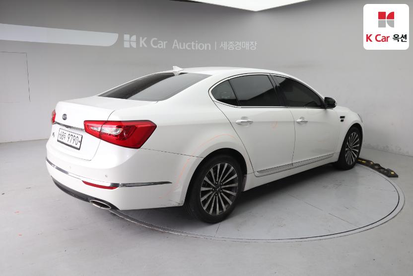 2013 - kia k7
