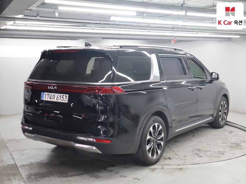 2023 - kia carnival