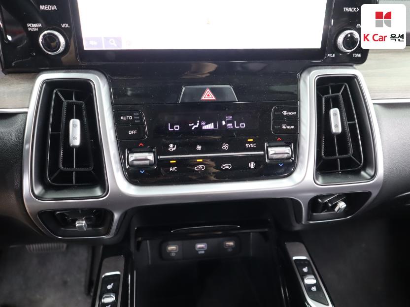2022 - kia sorento