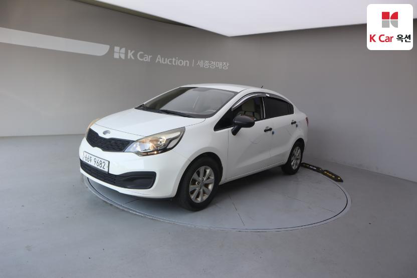 2014 - kia pride